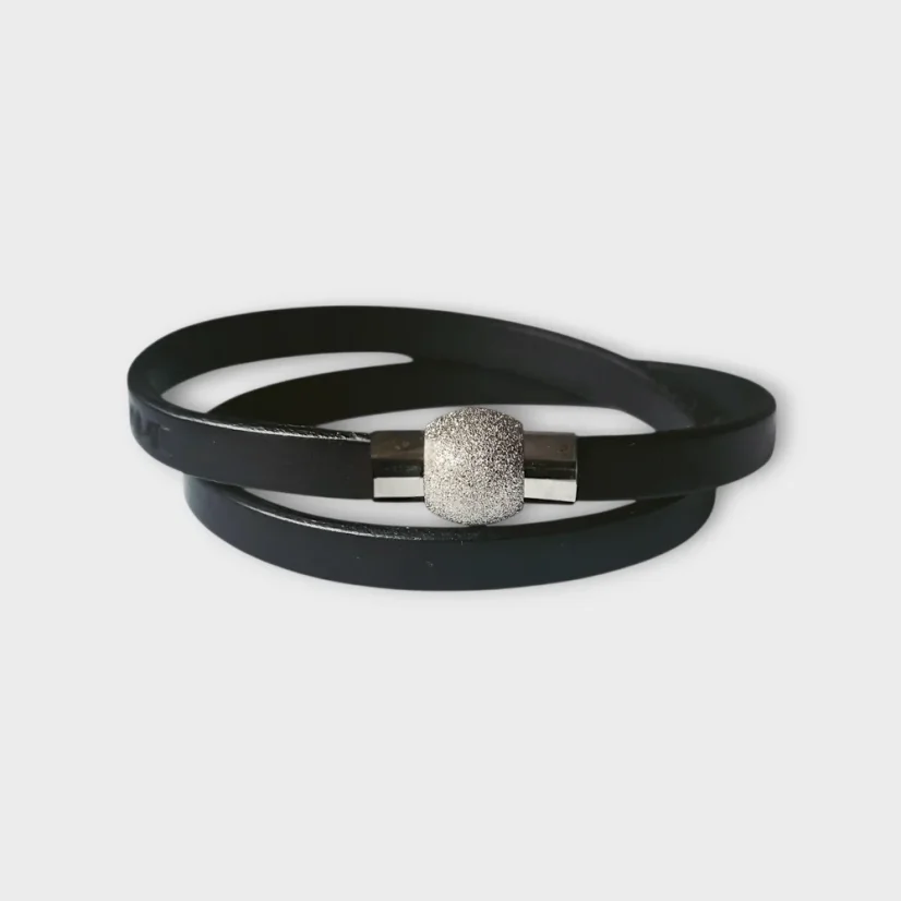 Dámský kožený náramek - Barva: tmavě modrá, Velikost: dle požadavku, Poznámka: velikost (obvod zápěstí) je nutné zadat do poznámky v objednávce