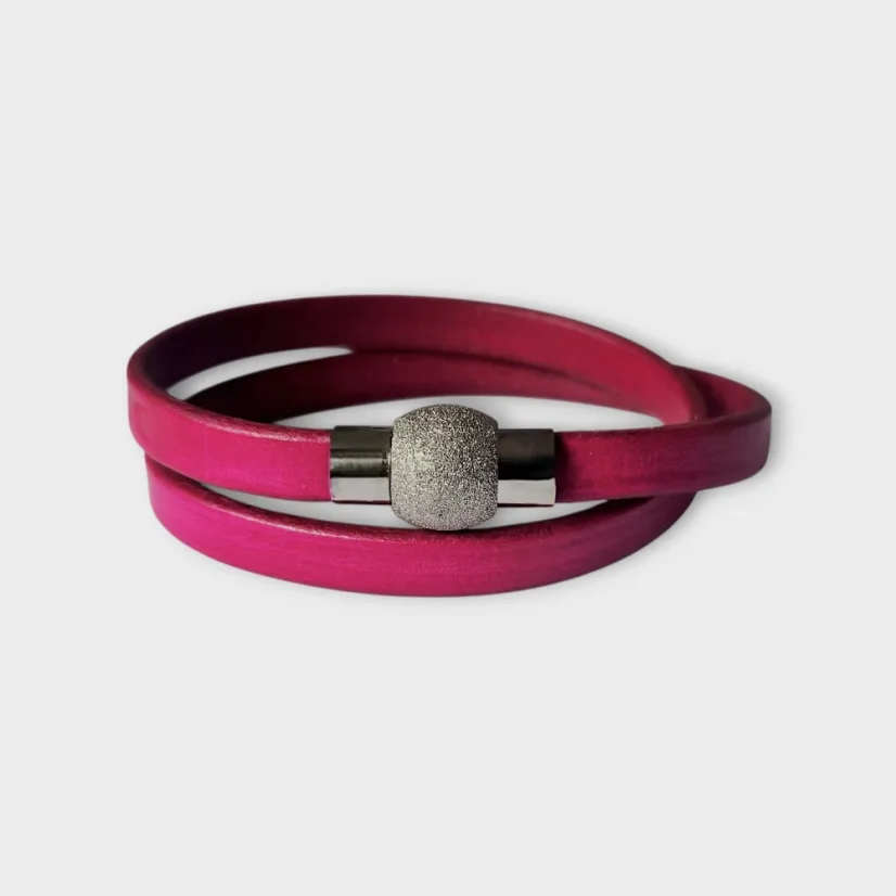 Dámský kožený náramek - Barva: tmavě modrá, Velikost: dle požadavku, Poznámka: velikost (obvod zápěstí) je nutné zadat do poznámky v objednávce